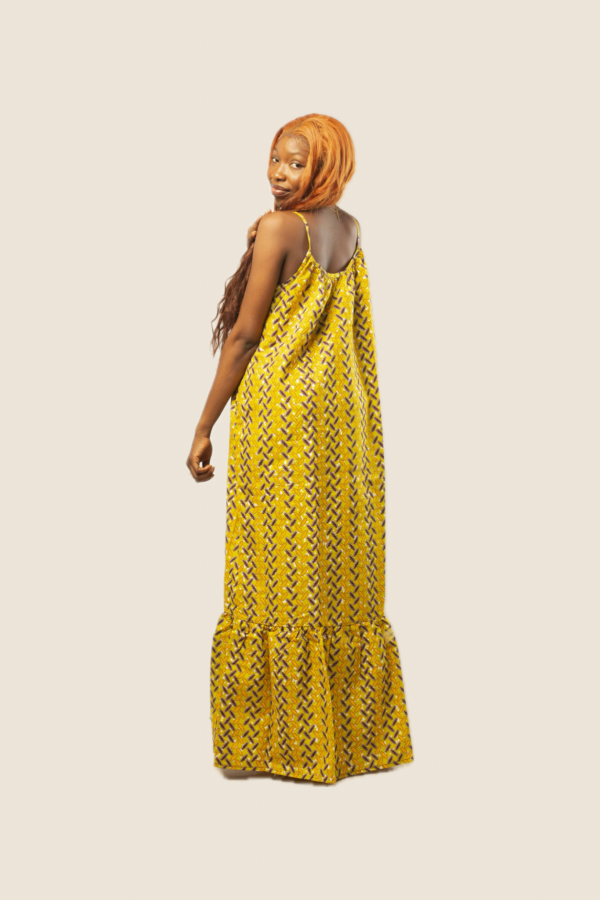 Robe omolola